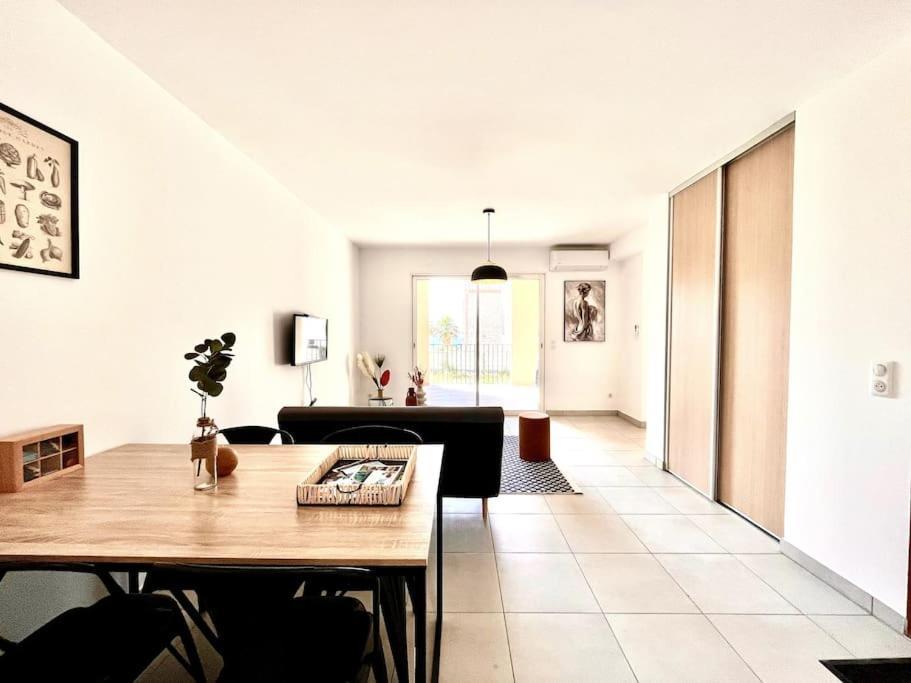 Appartement Neuf Avec Terrasse Saint-Florent  Buitenkant foto